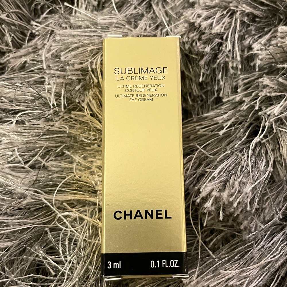 CHANEL eye cream